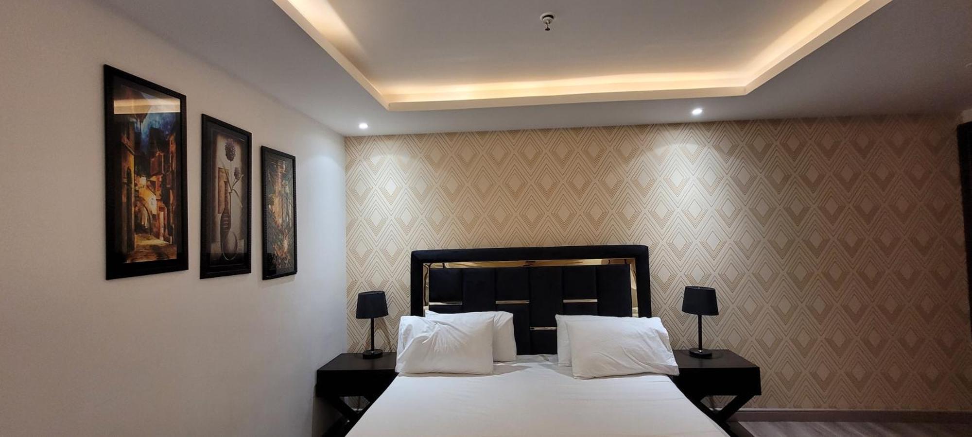 Goldcrest Luxury Apartments Lahor Kültér fotó