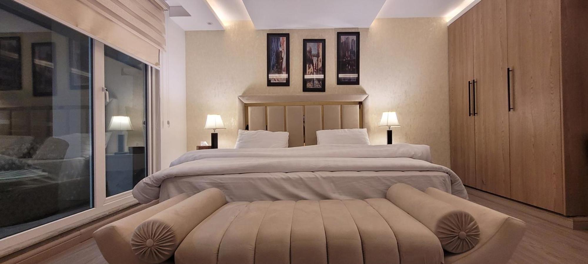 Goldcrest Luxury Apartments Lahor Kültér fotó